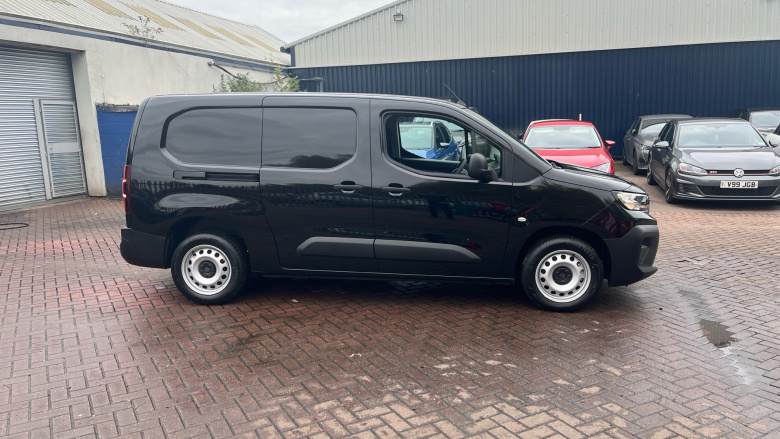 Peugeot Partner Long Diesel 1.5 BlueHDi 100 Professional Plus Van